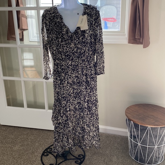 BA&SH
Erym ruffled printed crepon dress - Picture 8 of 10